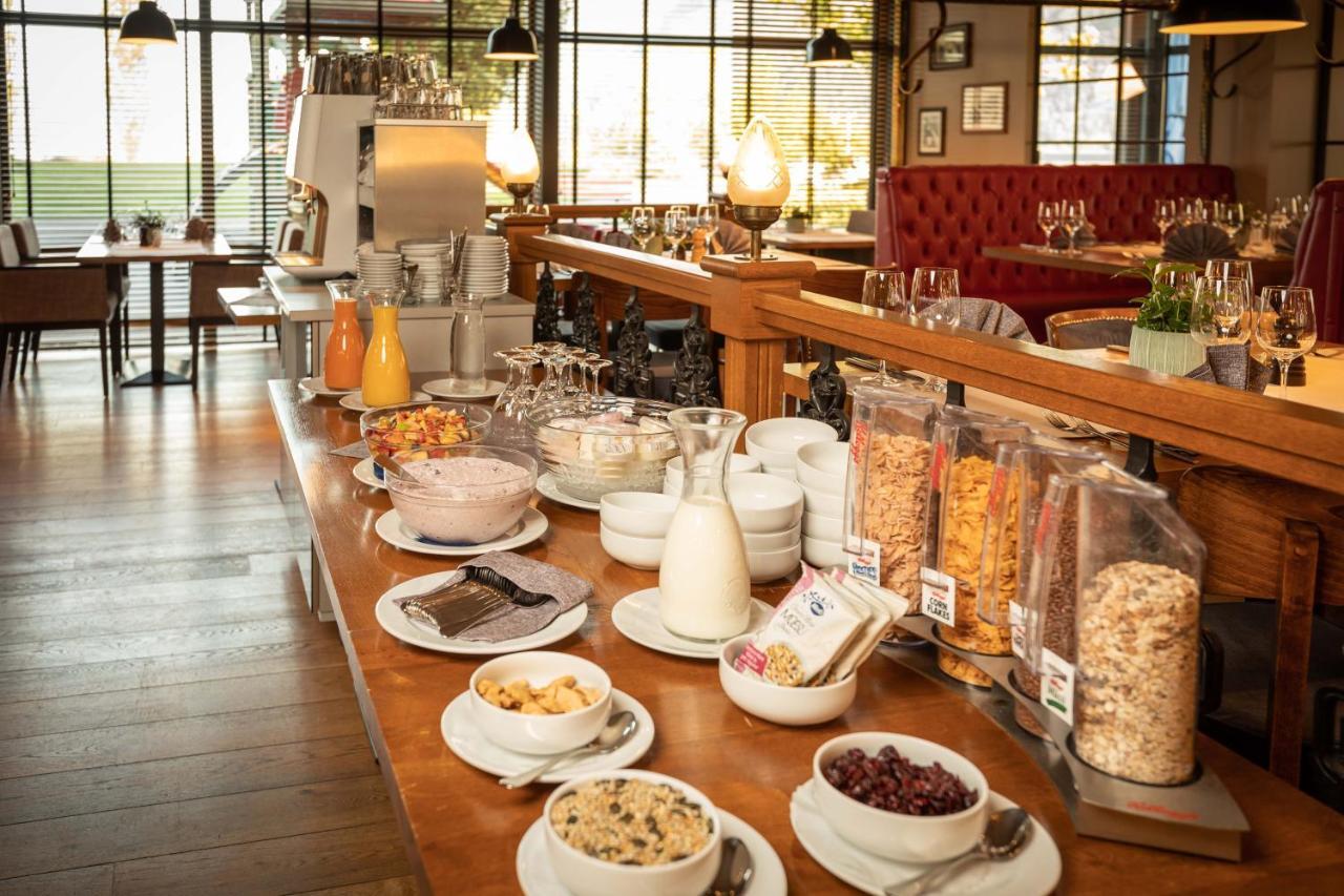 Marina Walensee Hotel Unterterzen 외부 사진